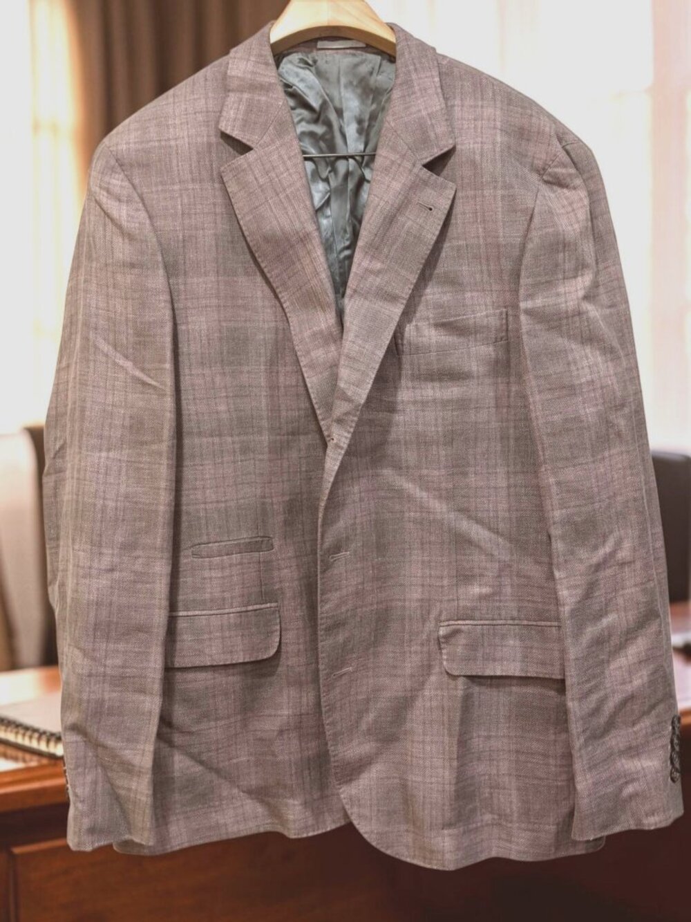 Brunello Cucinelli  PINK Gray Blazer. Size 58  Linen. Display Model.